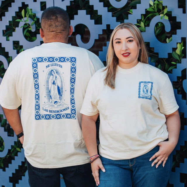 Me Llueven Las Bendiciones Azulejo Shirt - Las Ofrendas