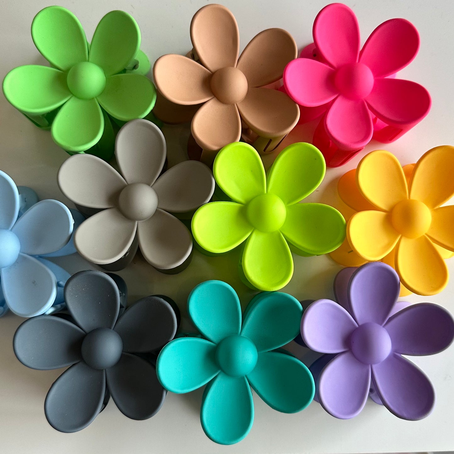 Assorted Flower Hair Clips - Las Ofrendas