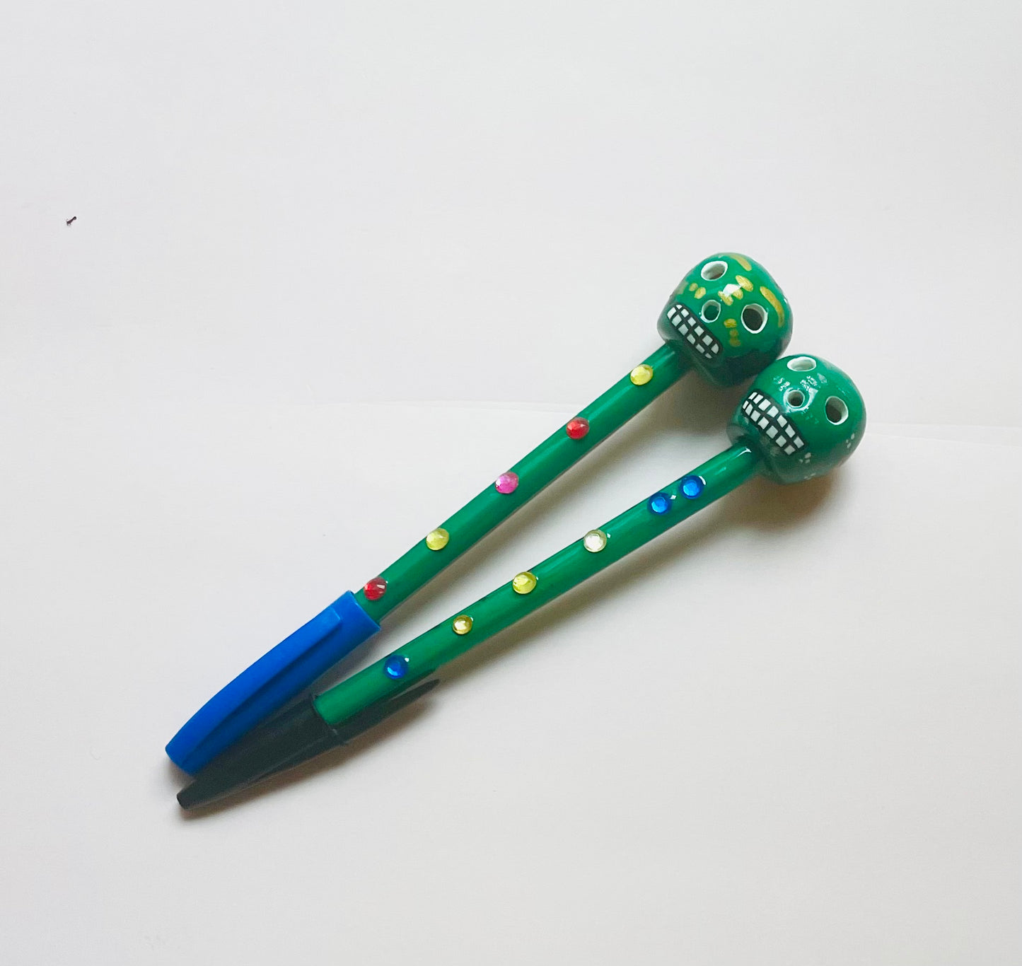 Calavera painted Pens - Las Ofrendas