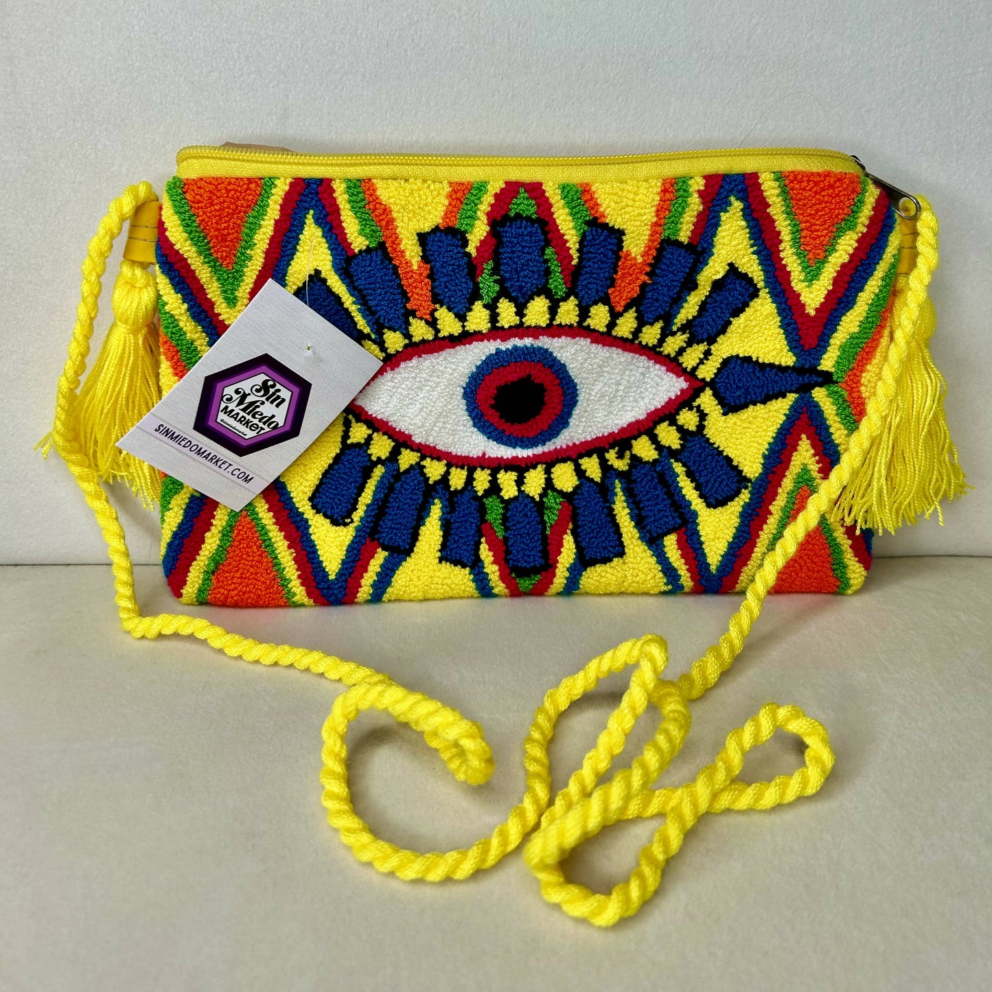 Ojitos Crossbody
