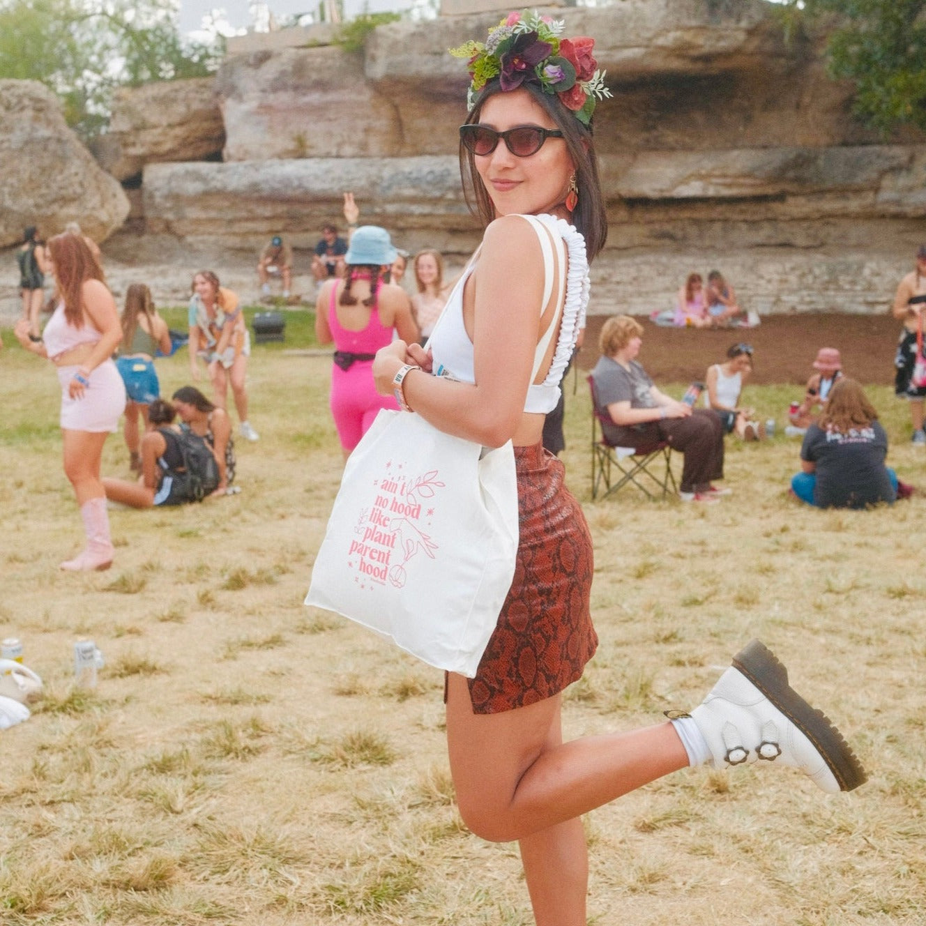 Ain’t No Hood Like Plant Parenthood Tote Bag - Las Ofrendas