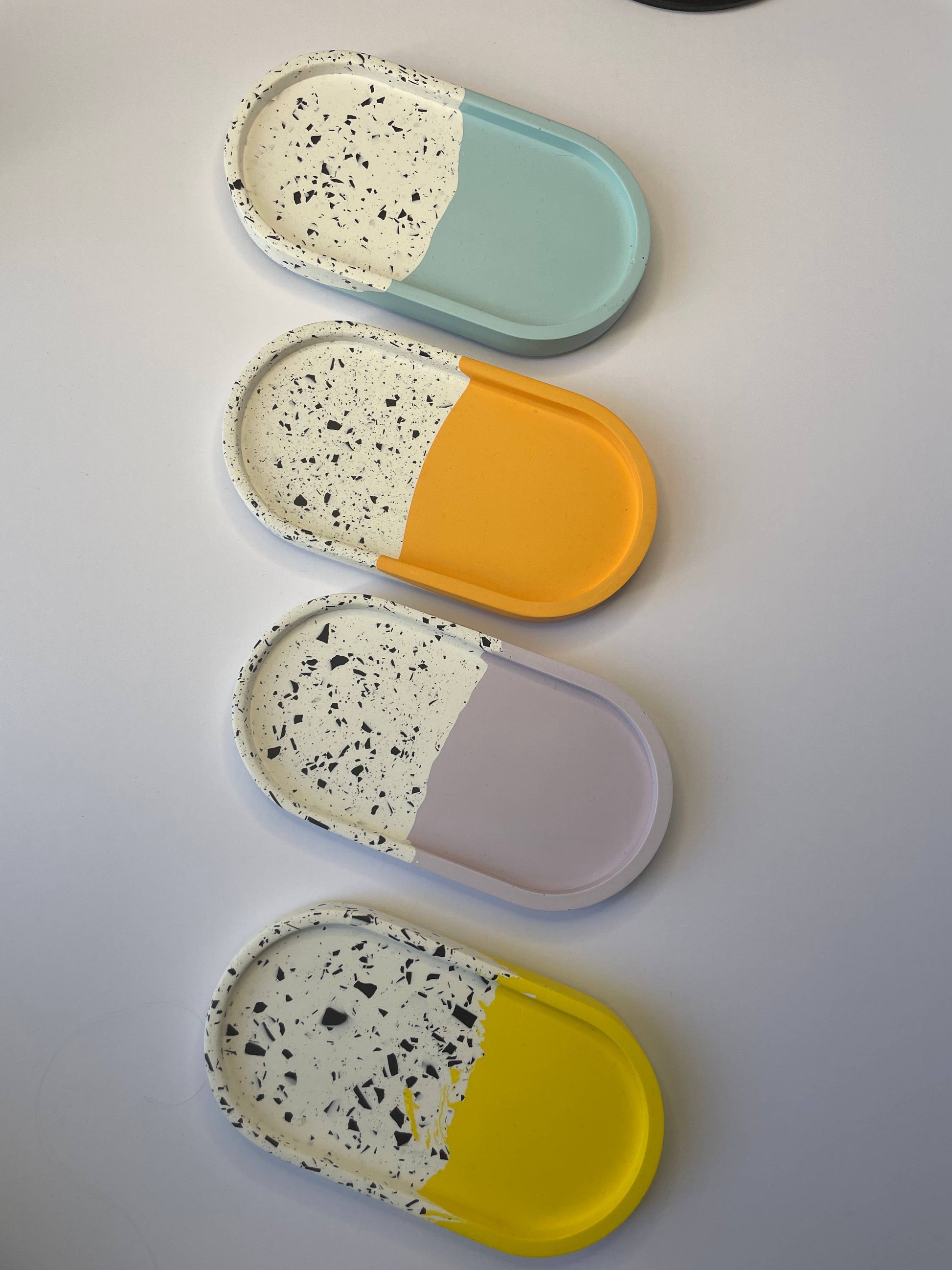 LILAC •  Terrazzo Oval Tray | Stracciatella Collection - Las Ofrendas