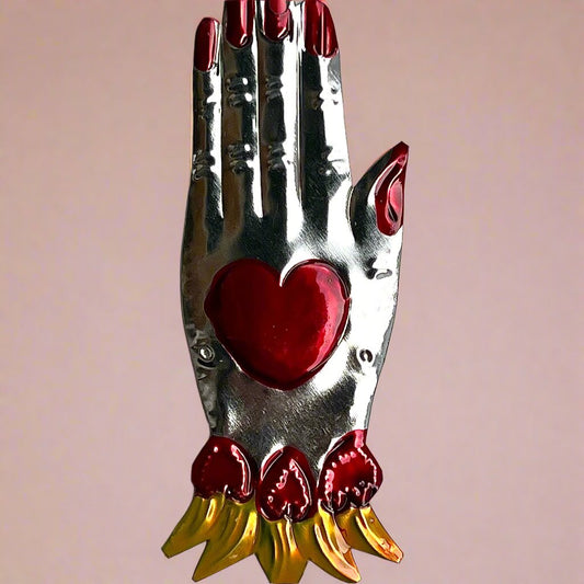 Prayer Hand Tin Wall hanging - Las Ofrendas