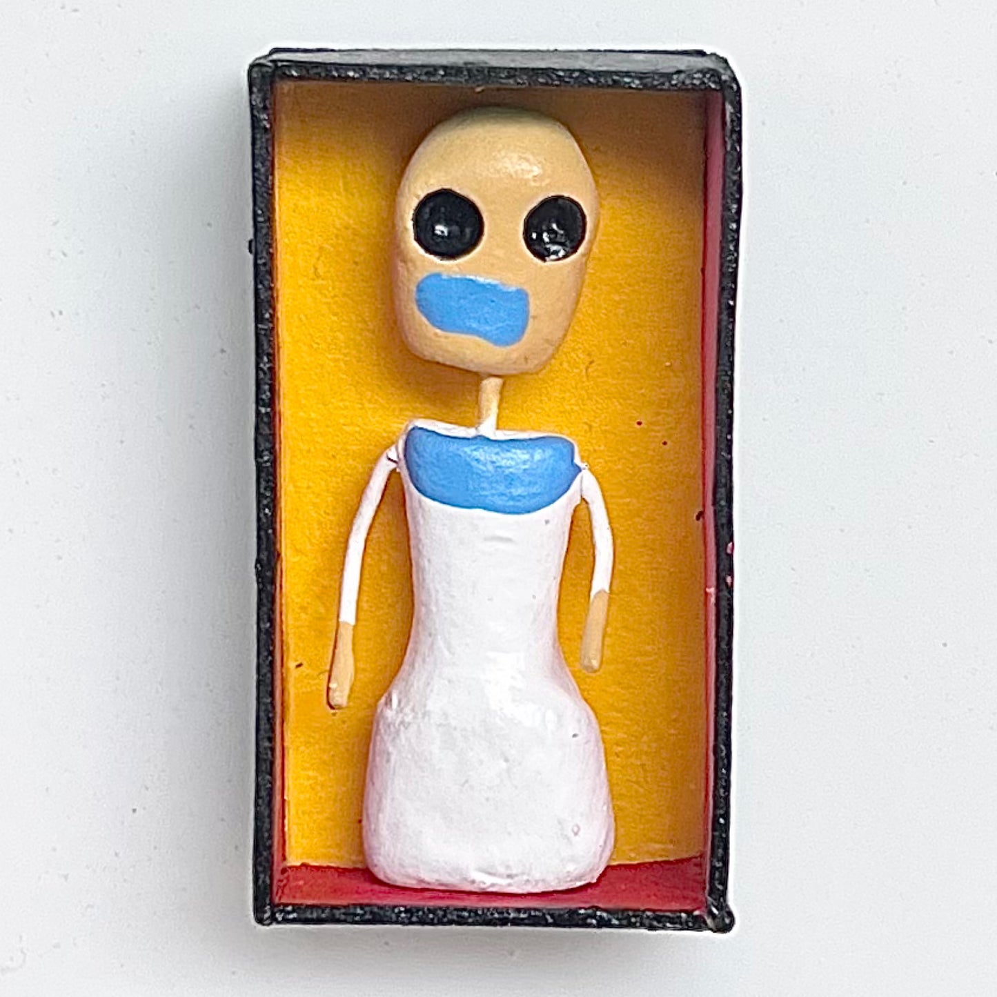 Altar Magnet Blue and White Dress - Las Ofrendas