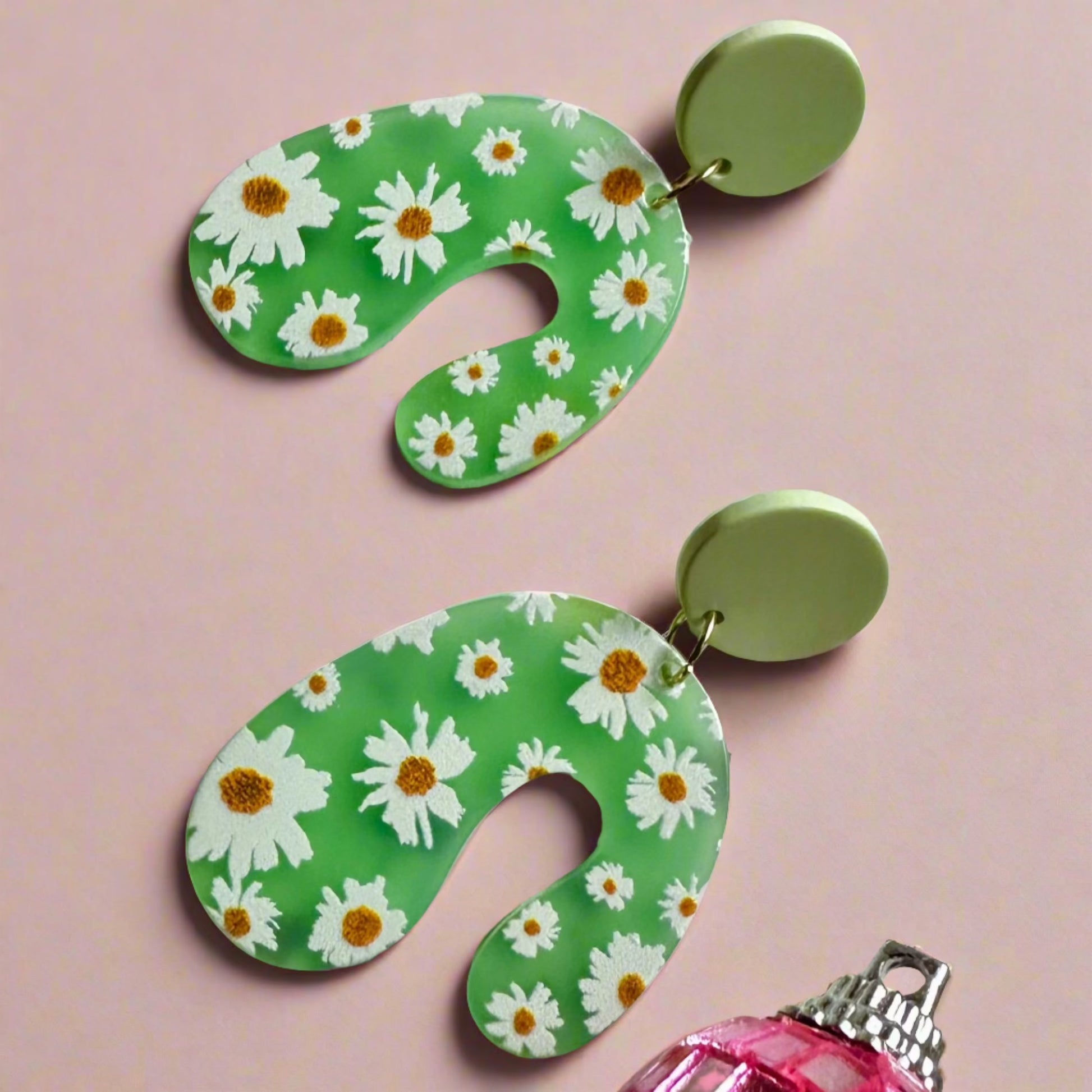 70's handmade acrylic Green Daisy Earrings