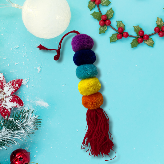 Rainbow  Pom Pom Tassel - Las Ofrendas 