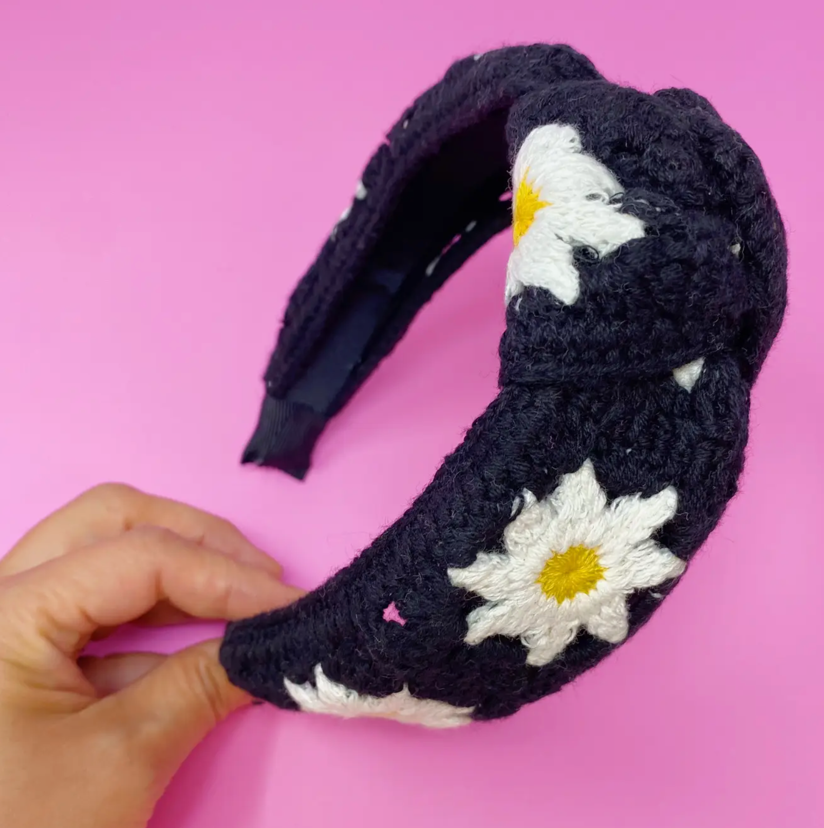 Black Patchwork Crochet Headband - Las Ofrendas 