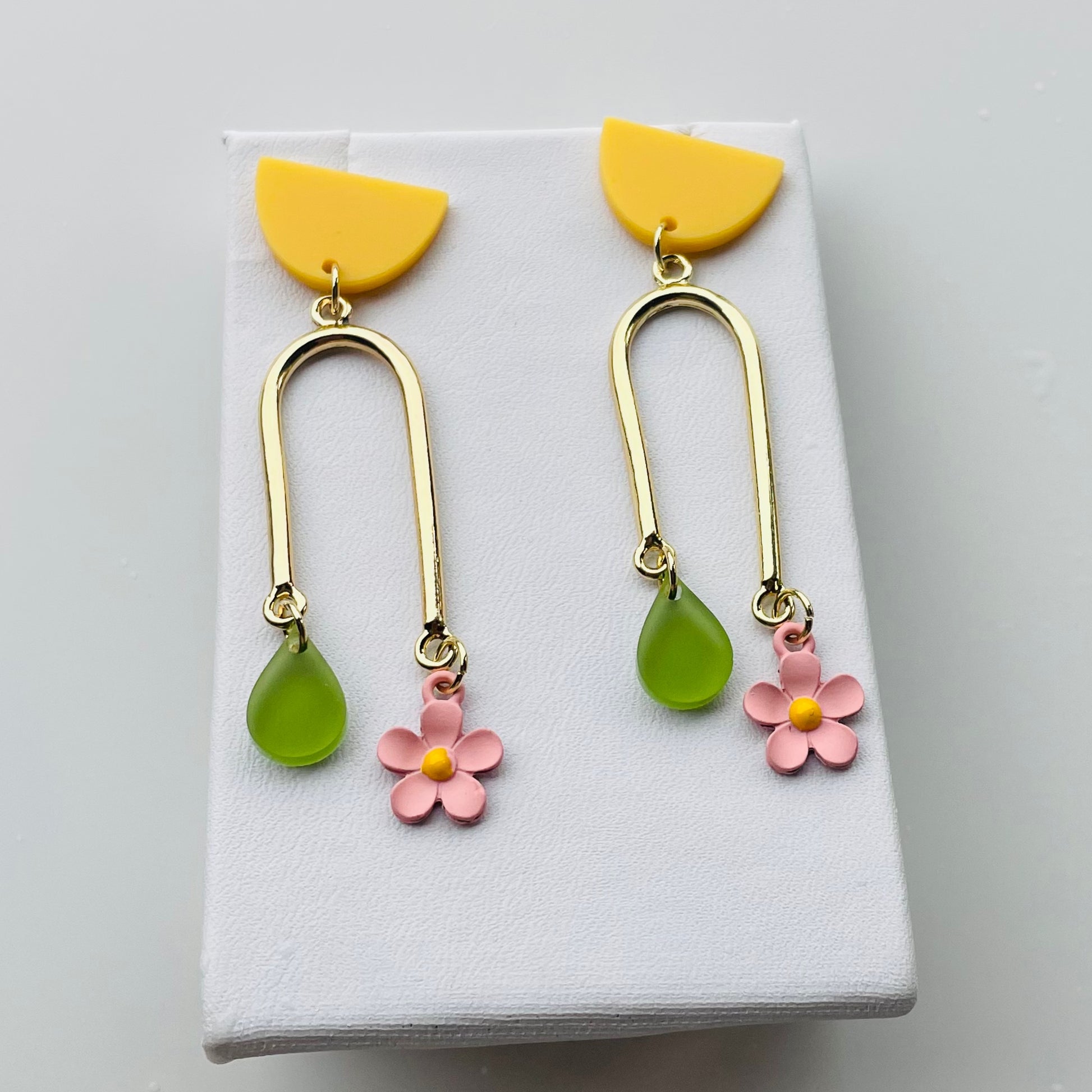 Yellow Top Gold Asymmetrical Green Drop Pink Flower Earrings - Las Ofrendas 